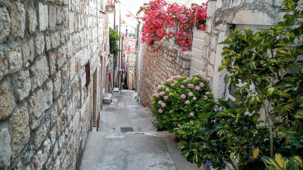 Apartments Nona 1 Hvar Town Esterno foto
