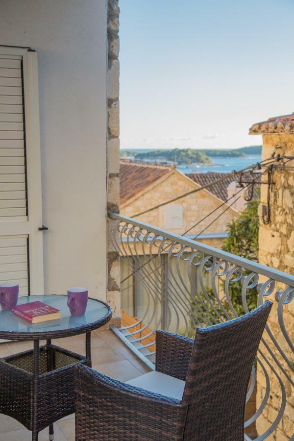 Apartments Nona 1 Hvar Town Esterno foto